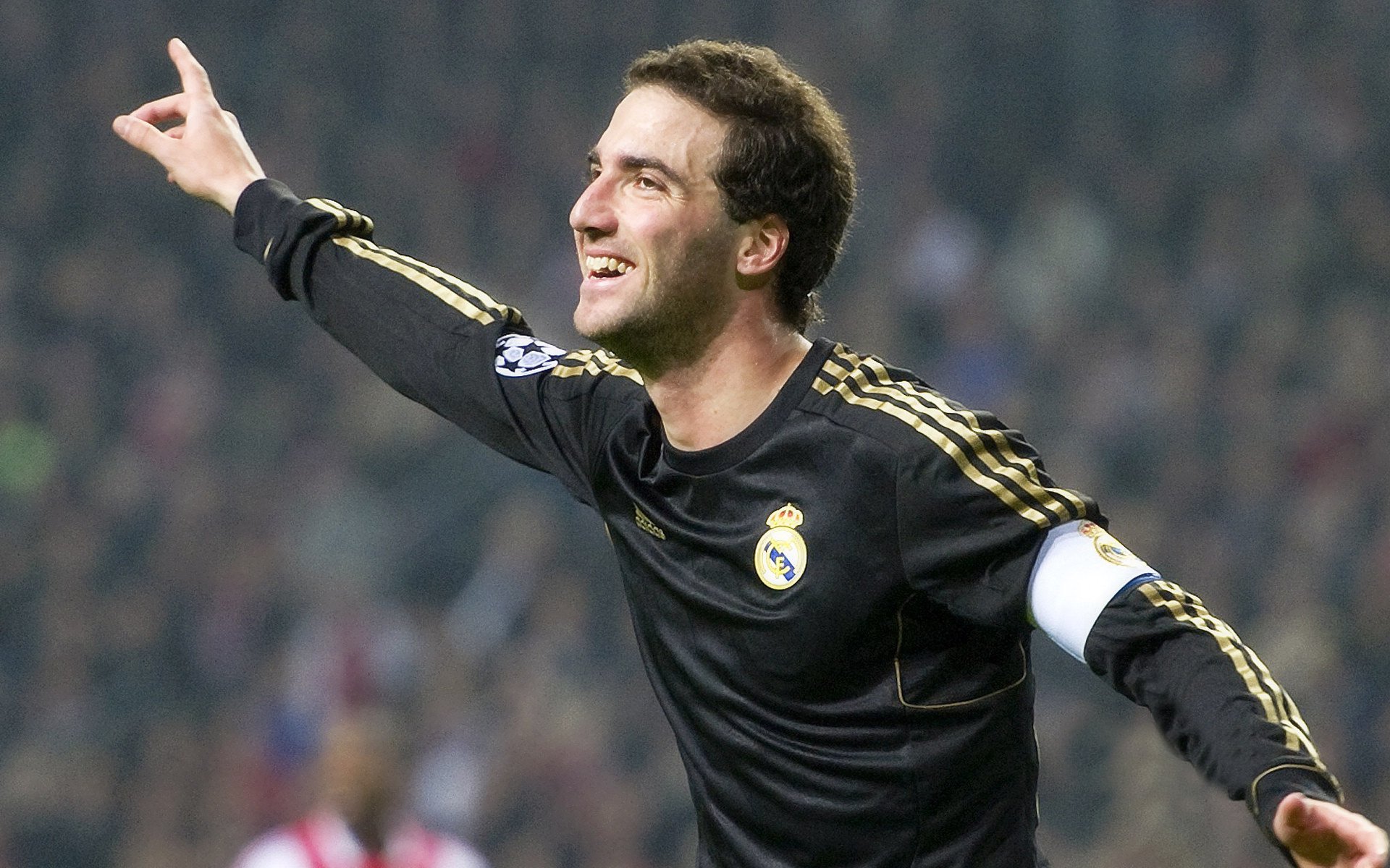 毕尔巴鄂竞技客场2-0战胜阿尔梅里亚,延续连胜势头,毕尔巴鄂竞技20号